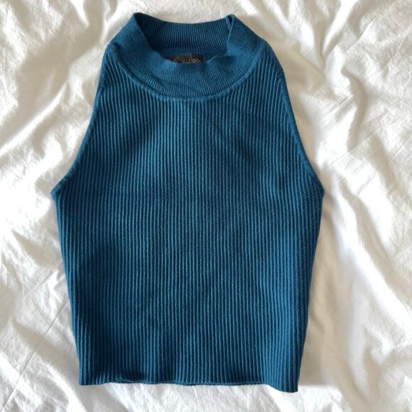 High Neck Knit Sleeveless Top - Picture 1 of 4